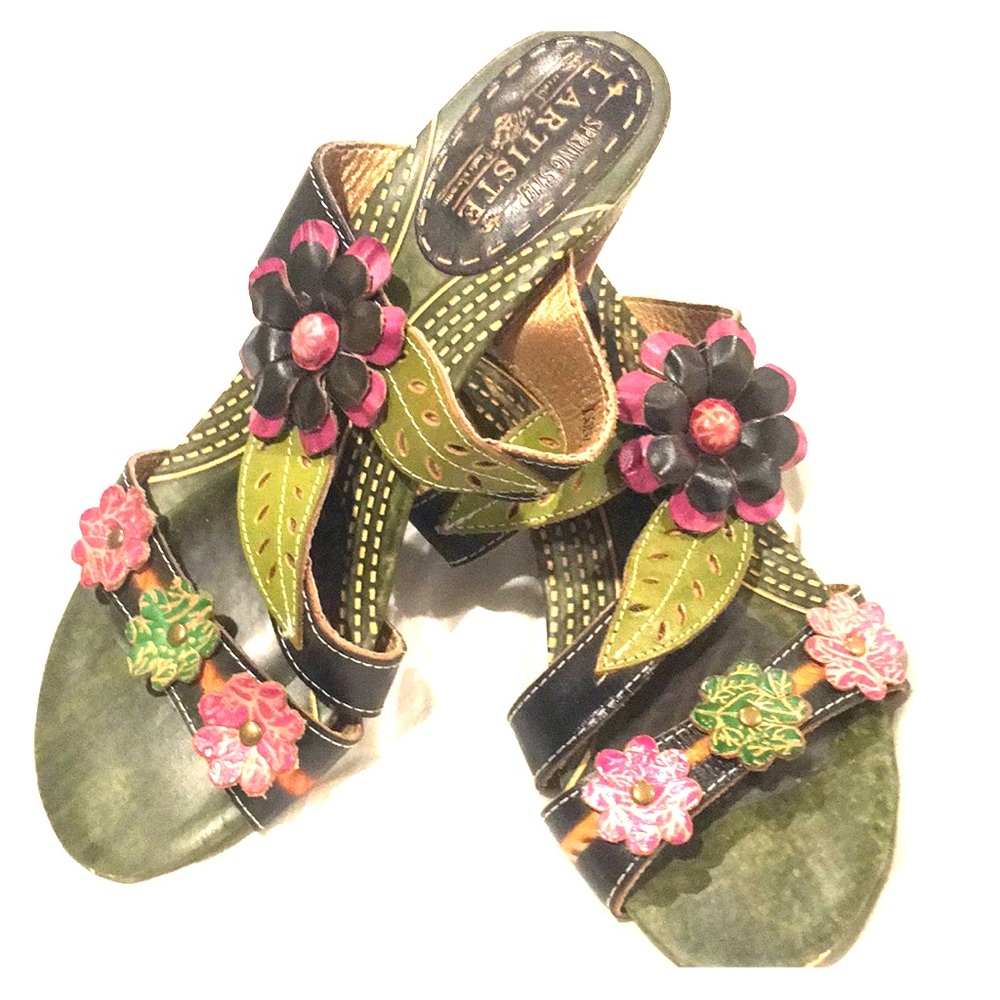 L’Artisrte springstep sandal heels